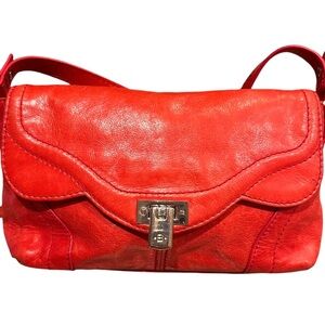 🎉Host Pick!🛍️ B. Makowsky Red Crossbody Bag
